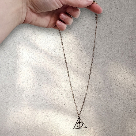 Deathly Hallows Chain Necklace - Picture 1 of 6